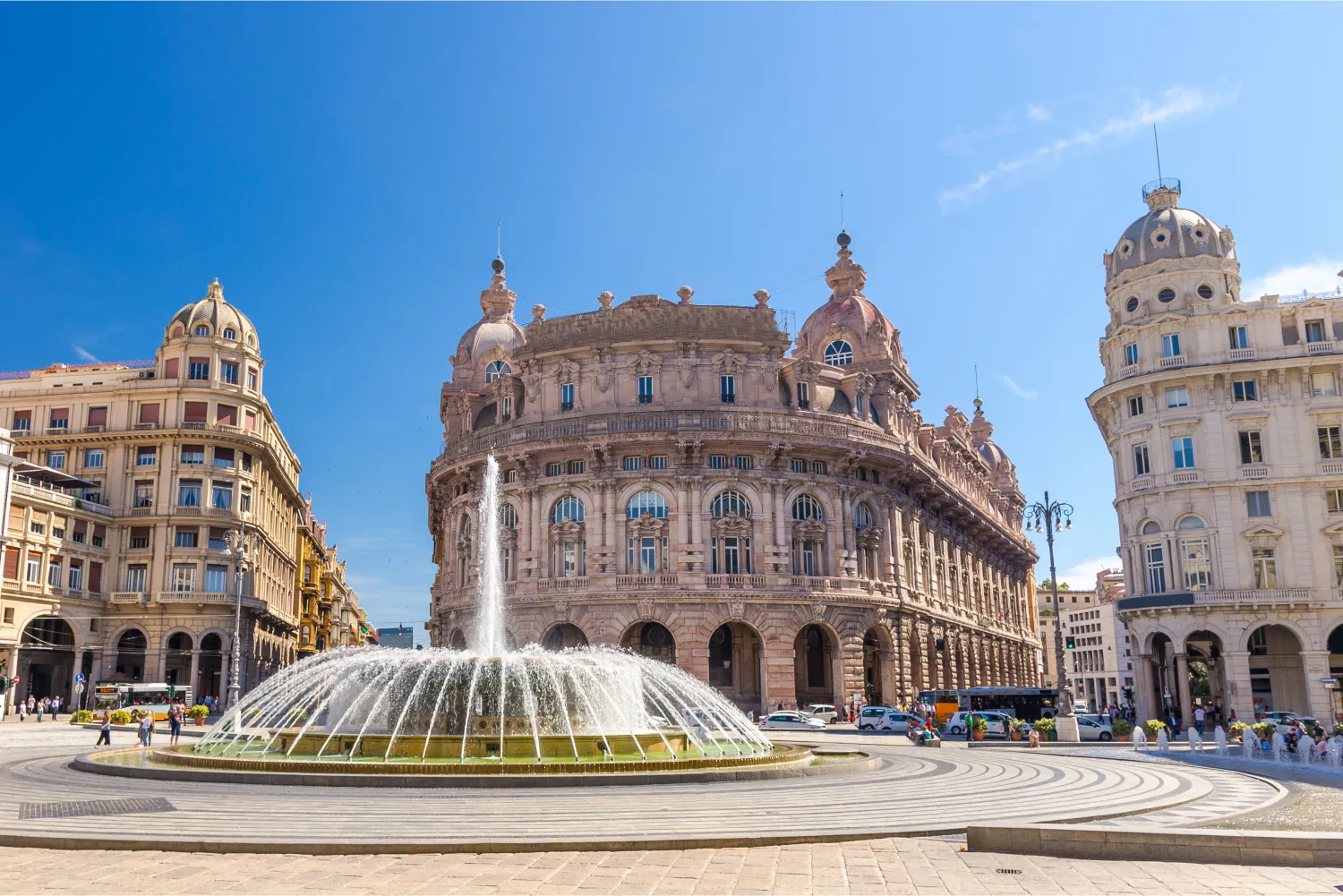 genova piazza raffaele de ferrari con fontana e palazzo della nuova borsa